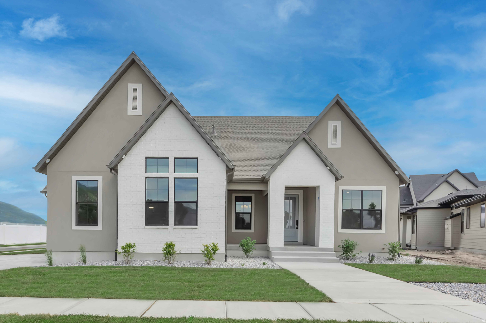 SUMMERHILL LANE - Residential