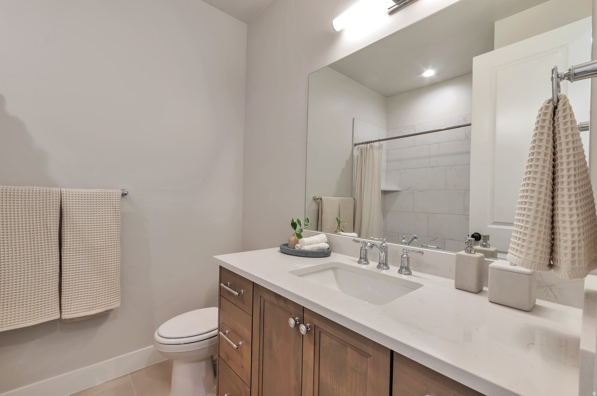 SUMMERHILL LANE - Residential