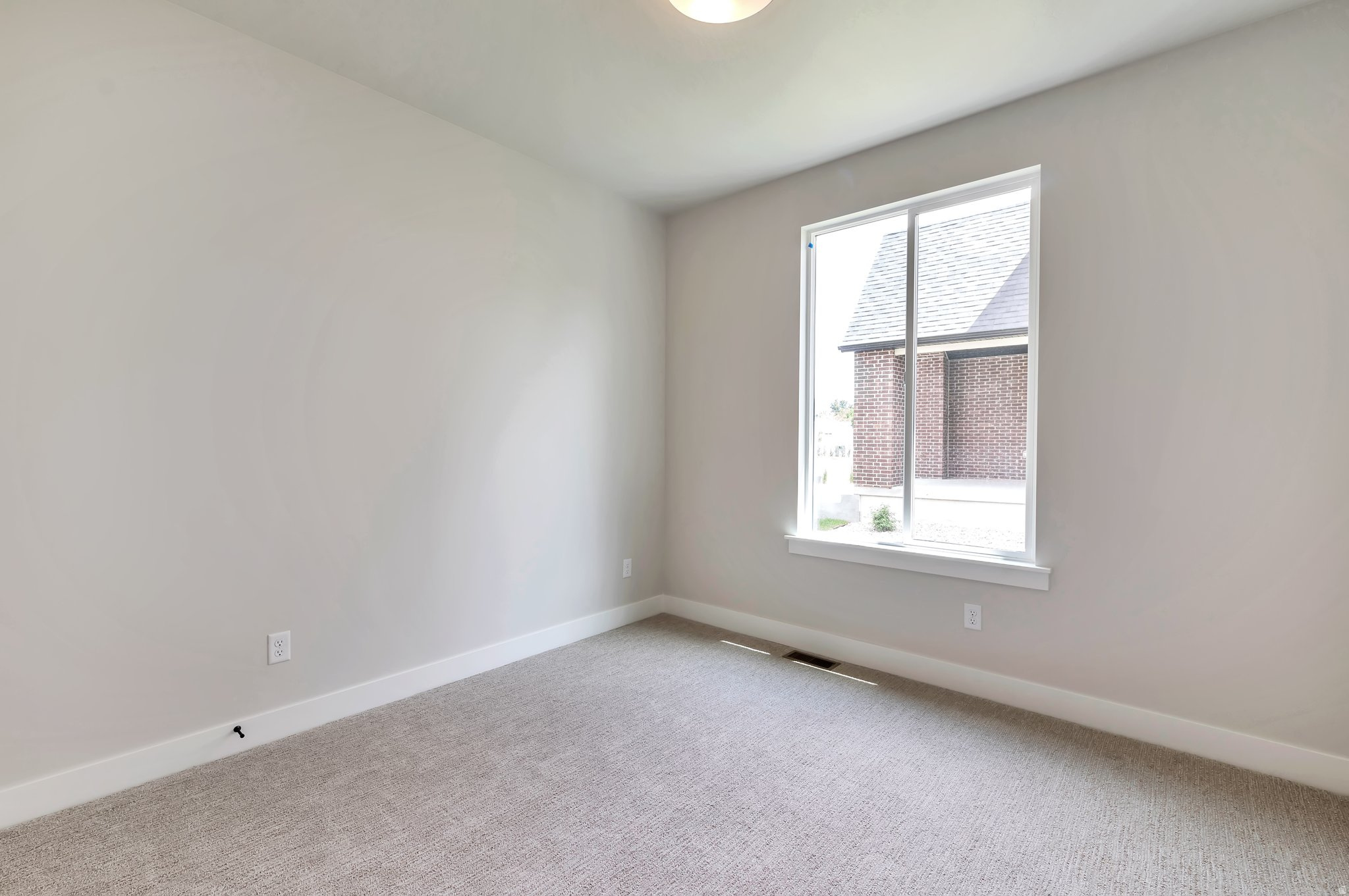 SUMMERHILL LANE - Residential