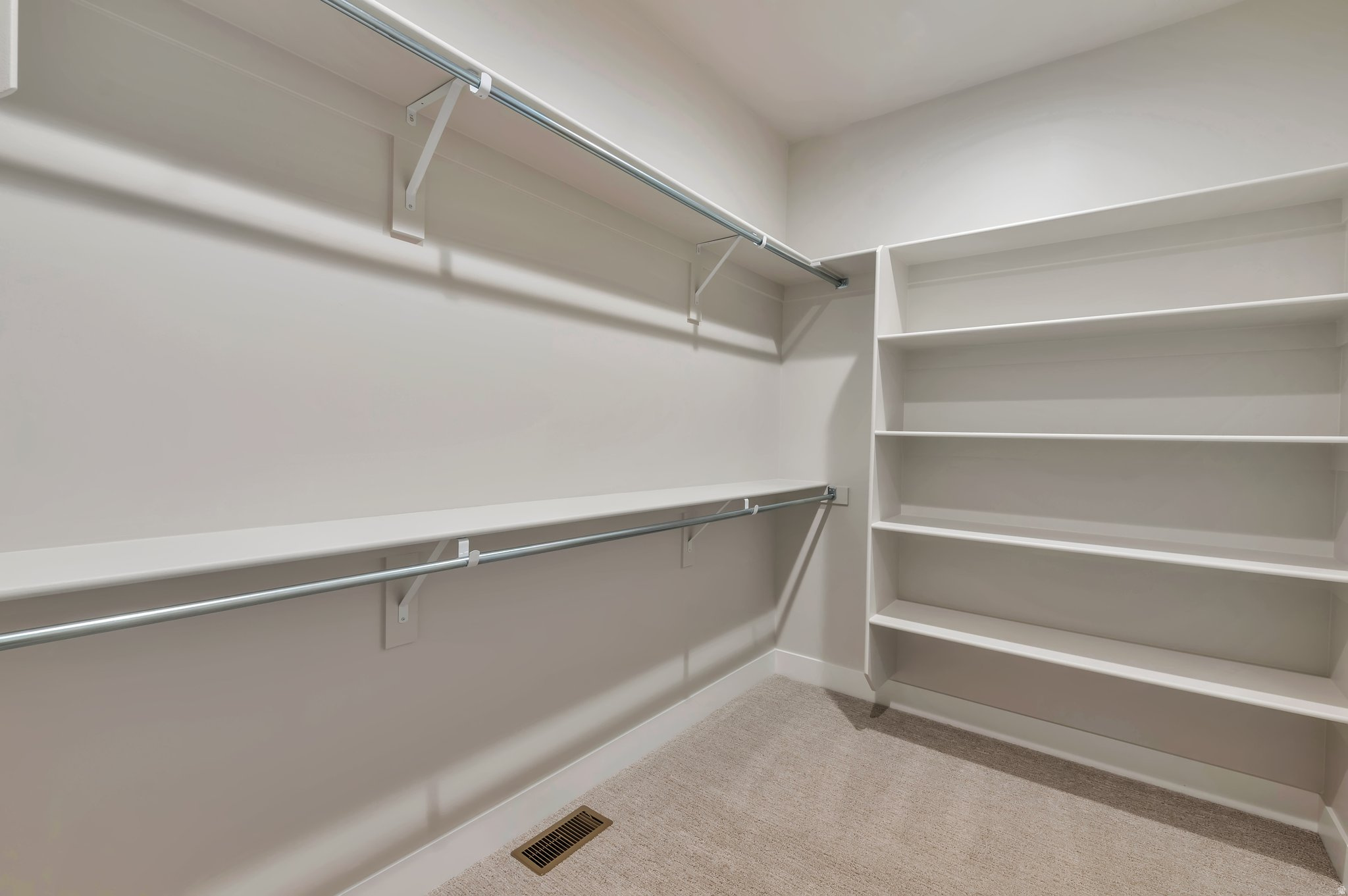 SUMMERHILL LANE - Residential