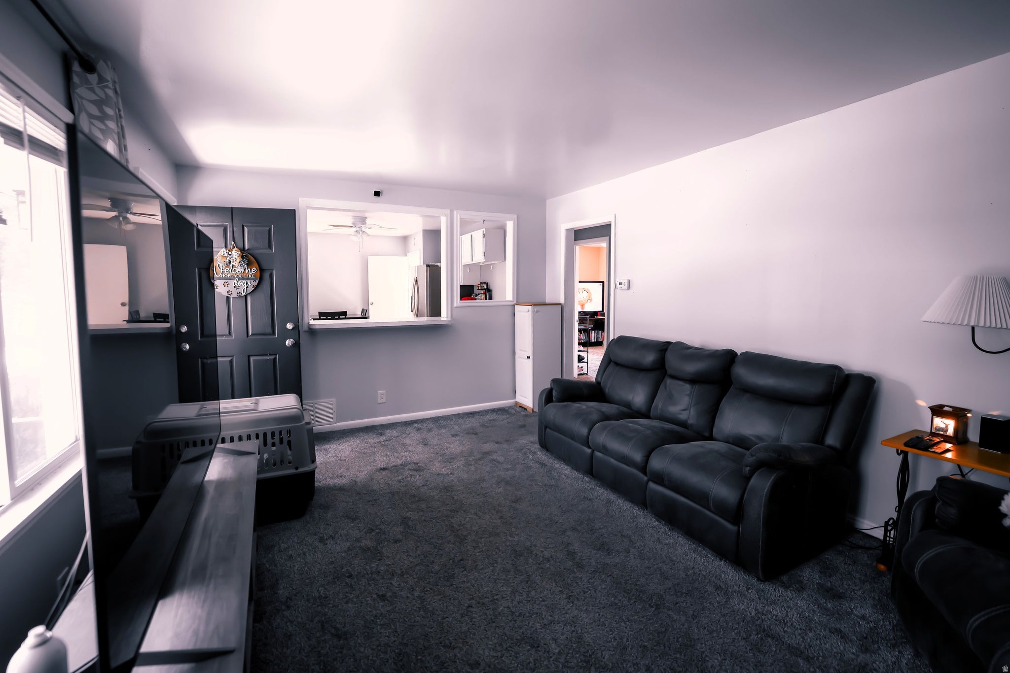 713 ROBINS AVE E - Photo 4