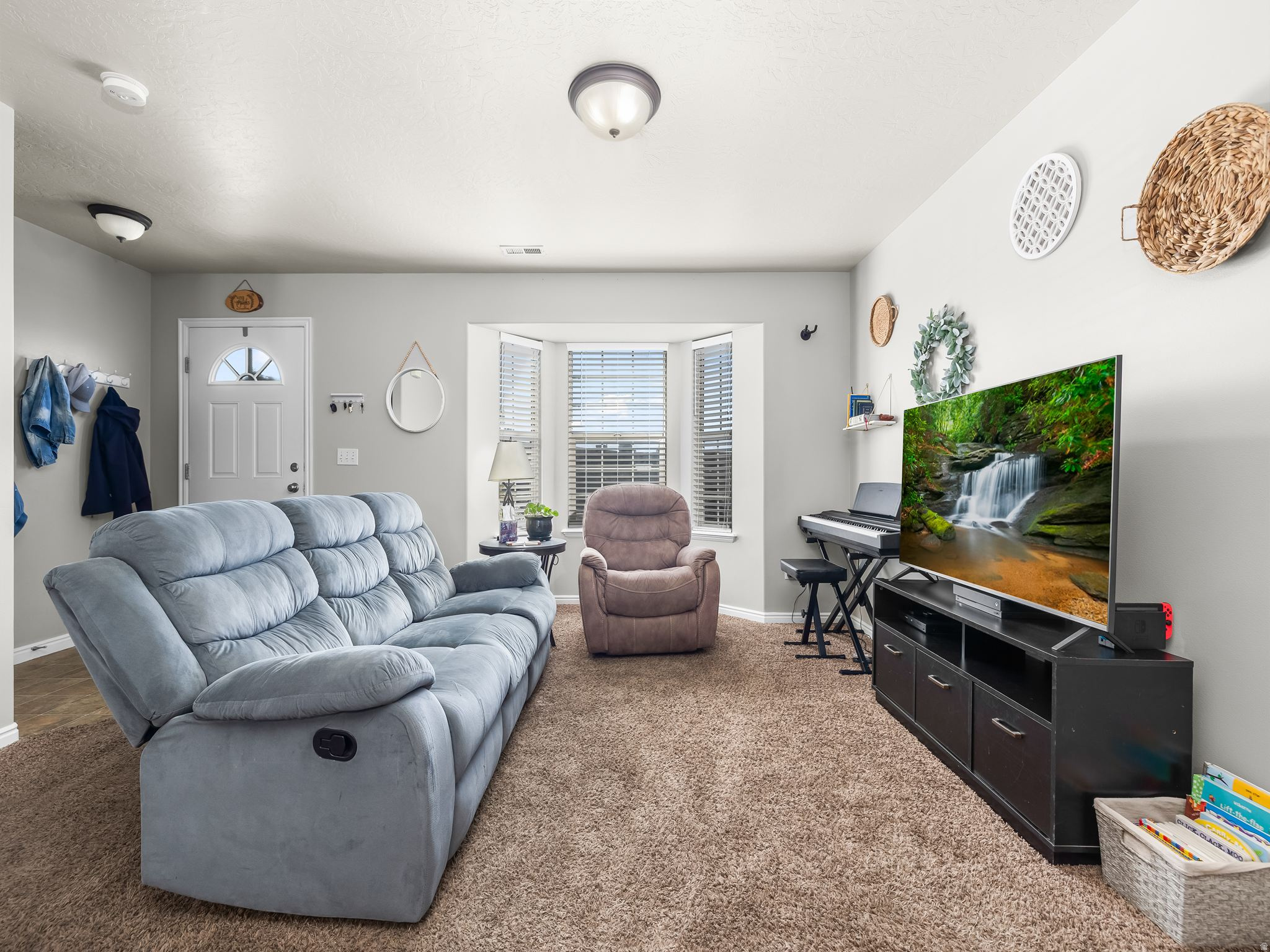 TOWNHOMES AT CAMELOT - Residential