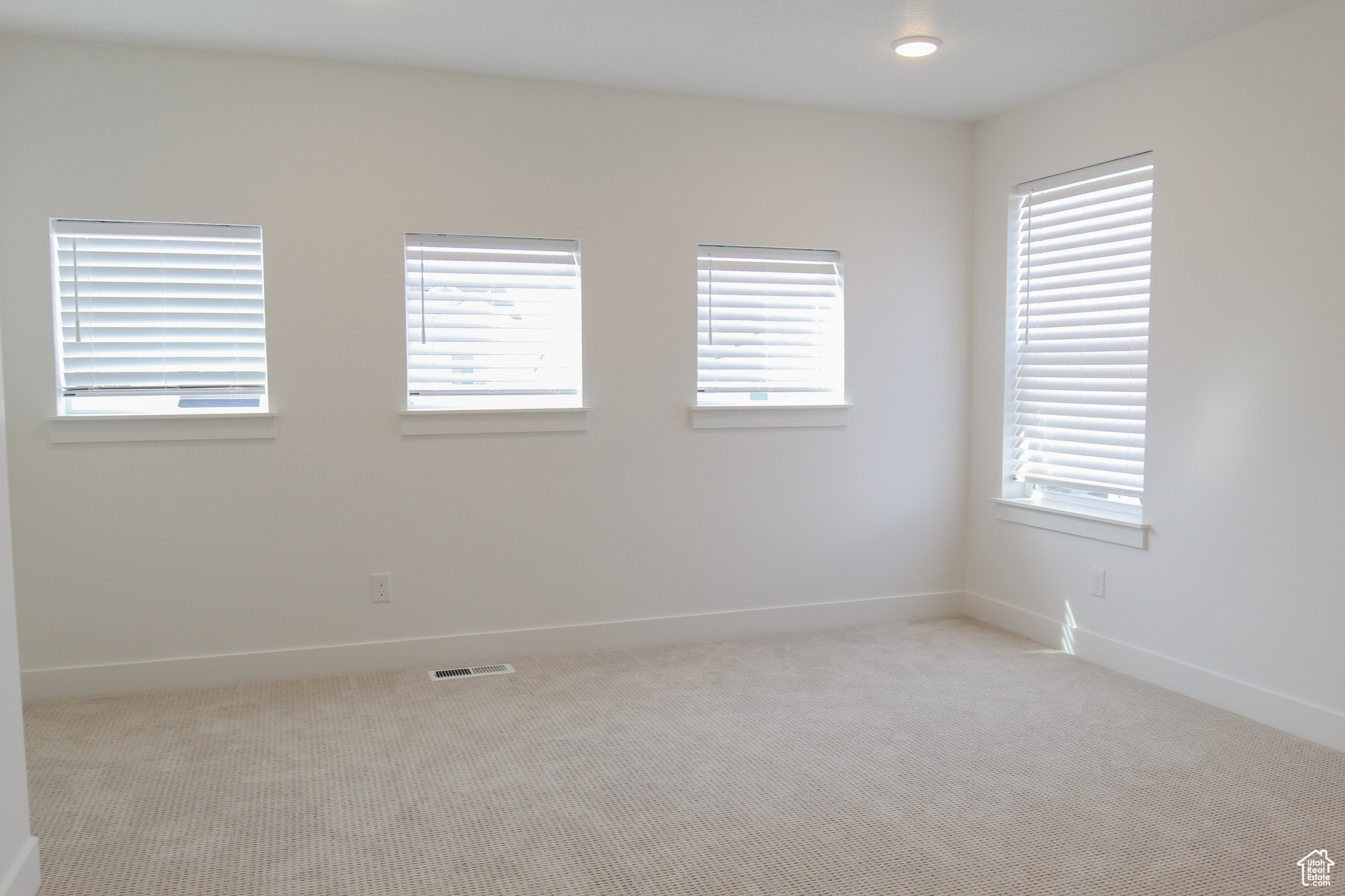 GOLDEN FOREST - Residential