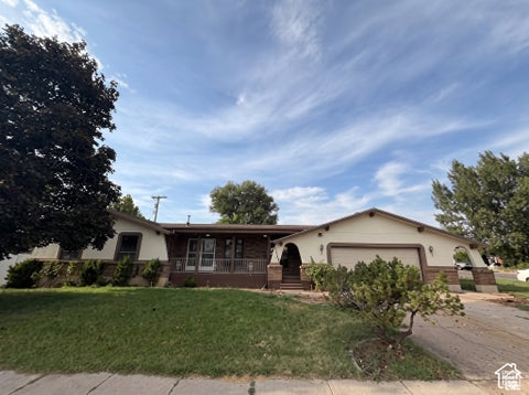 Photo of 1386 S 1250 E, Clearfield, UT 84015 (MLS # 2191359)