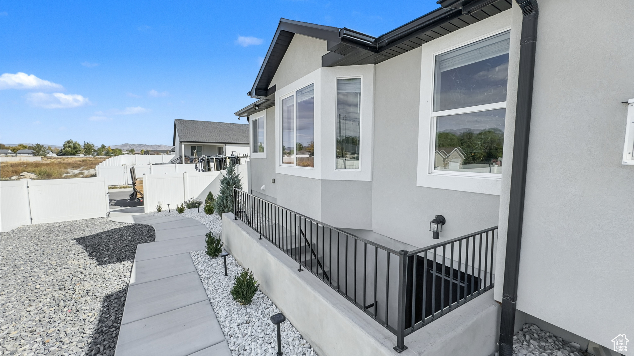 EAGLE POINT - Residential