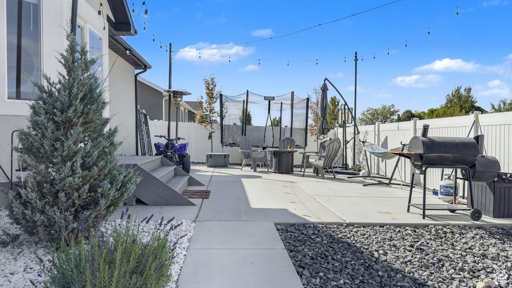 EAGLE POINT - Residential