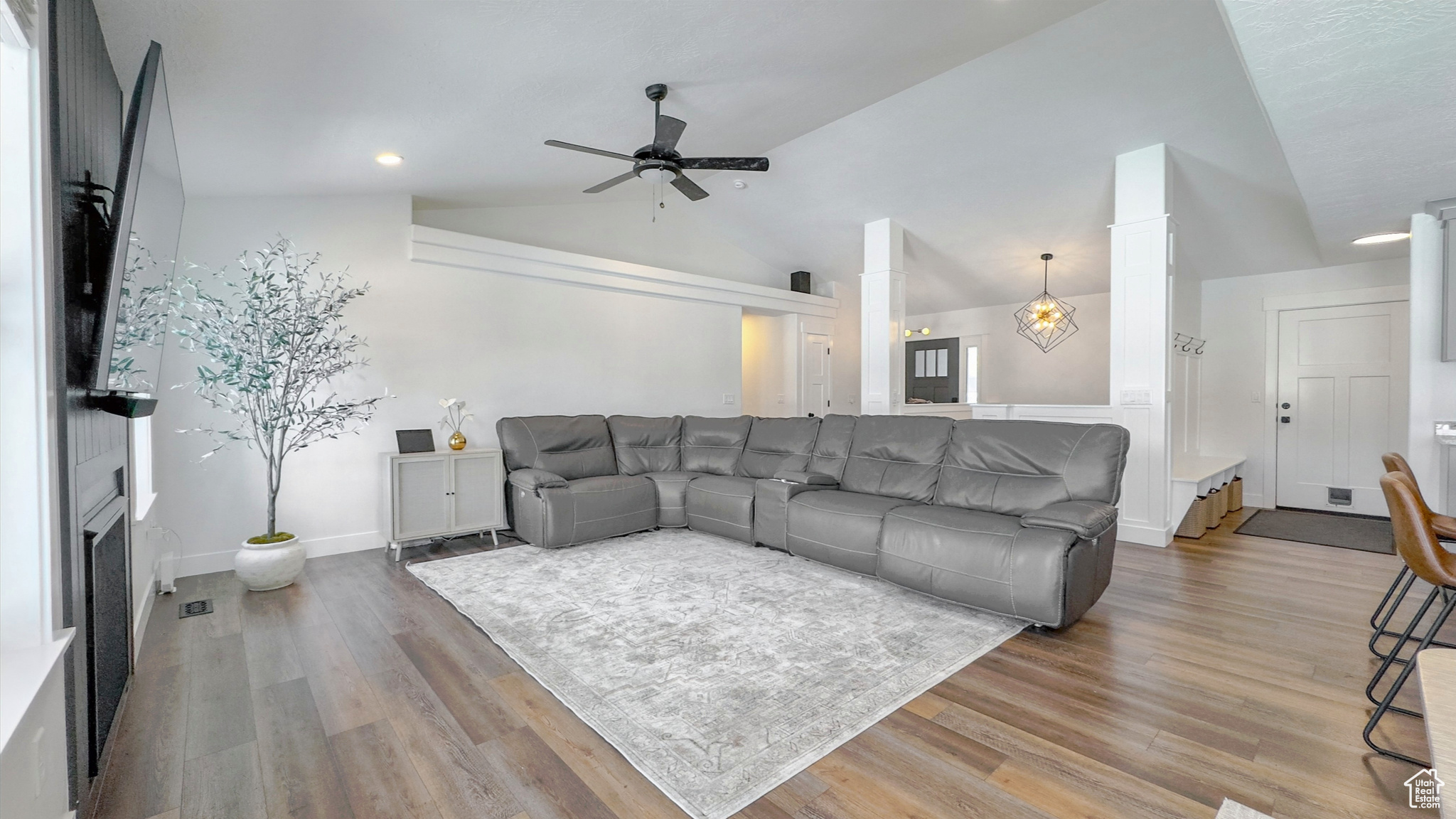 EAGLE POINT - Residential