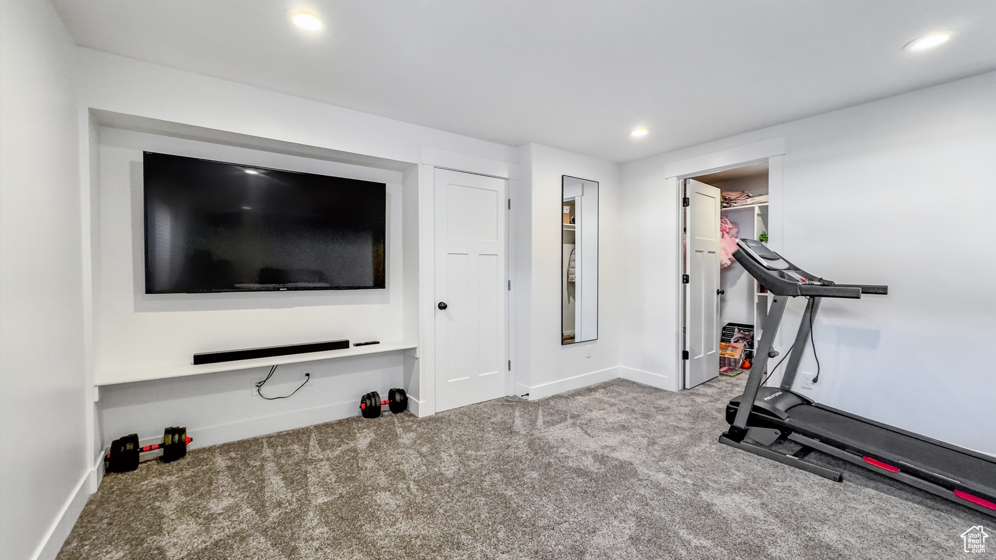 EAGLE POINT - Residential