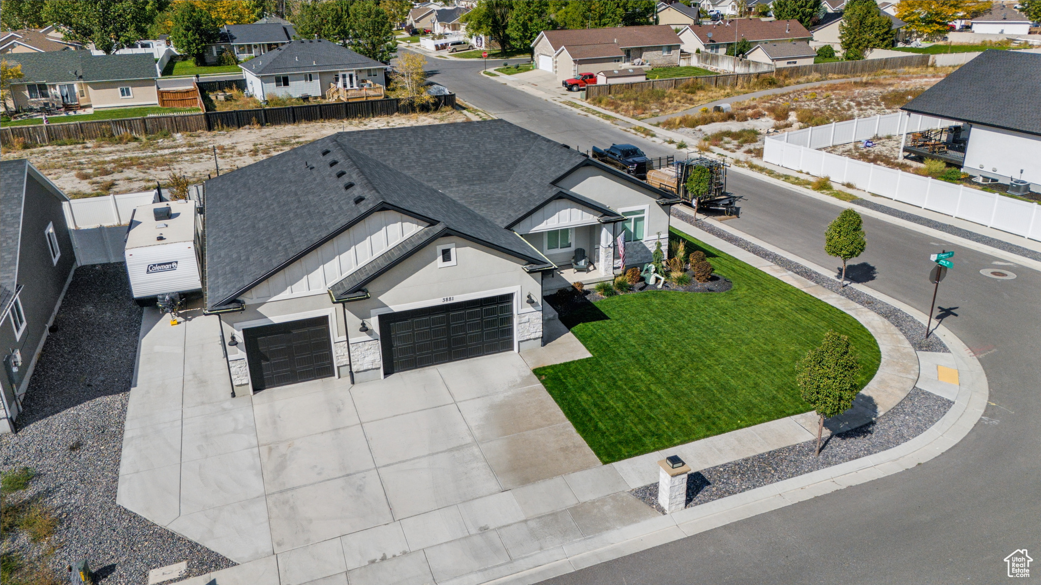 EAGLE POINT - Residential