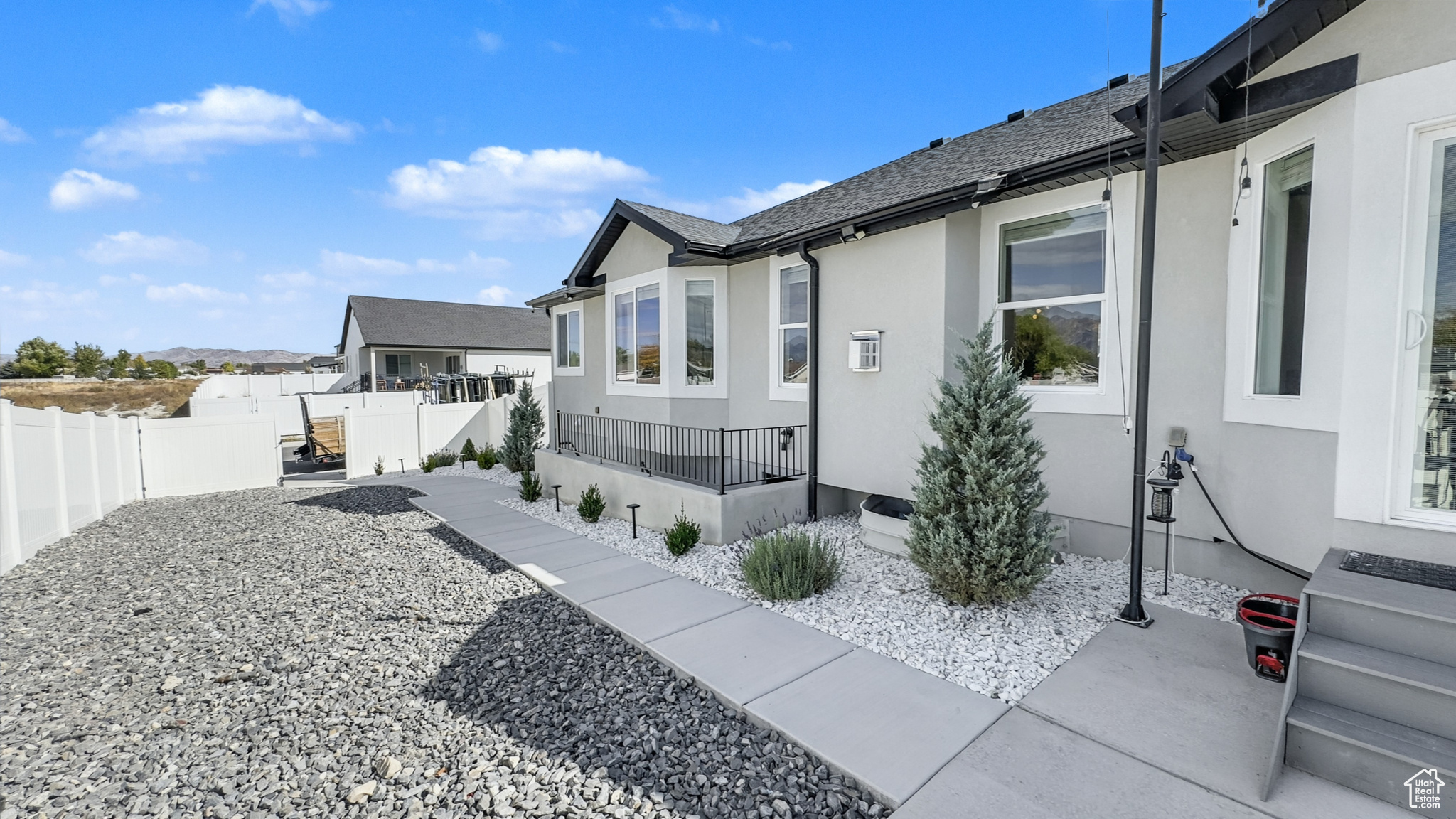 EAGLE POINT - Residential