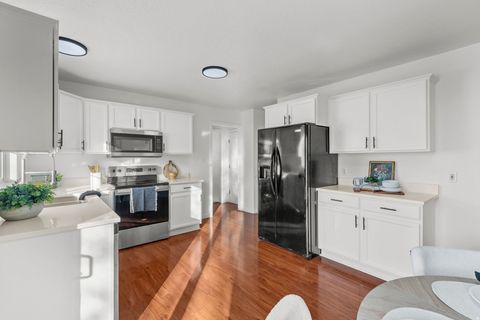 Tiny photo for 347 W 1380 S, Payson, UT 84651 (MLS # 2132538)