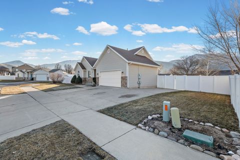 Tiny photo for 347 W 1380 S, Payson, UT 84651 (MLS # 2132538)