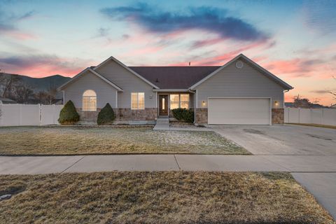 Tiny photo for 347 W 1380 S, Payson, UT 84651 (MLS # 2132538)