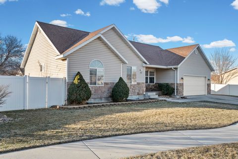 Tiny photo for 347 W 1380 S, Payson, UT 84651 (MLS # 2132538)