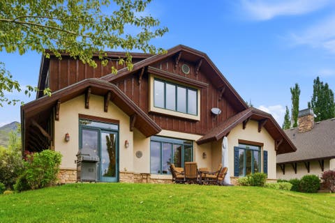 Tiny photo for 86 E VALAIS PKWY, Midway, UT 84049 (MLS # 2163145)