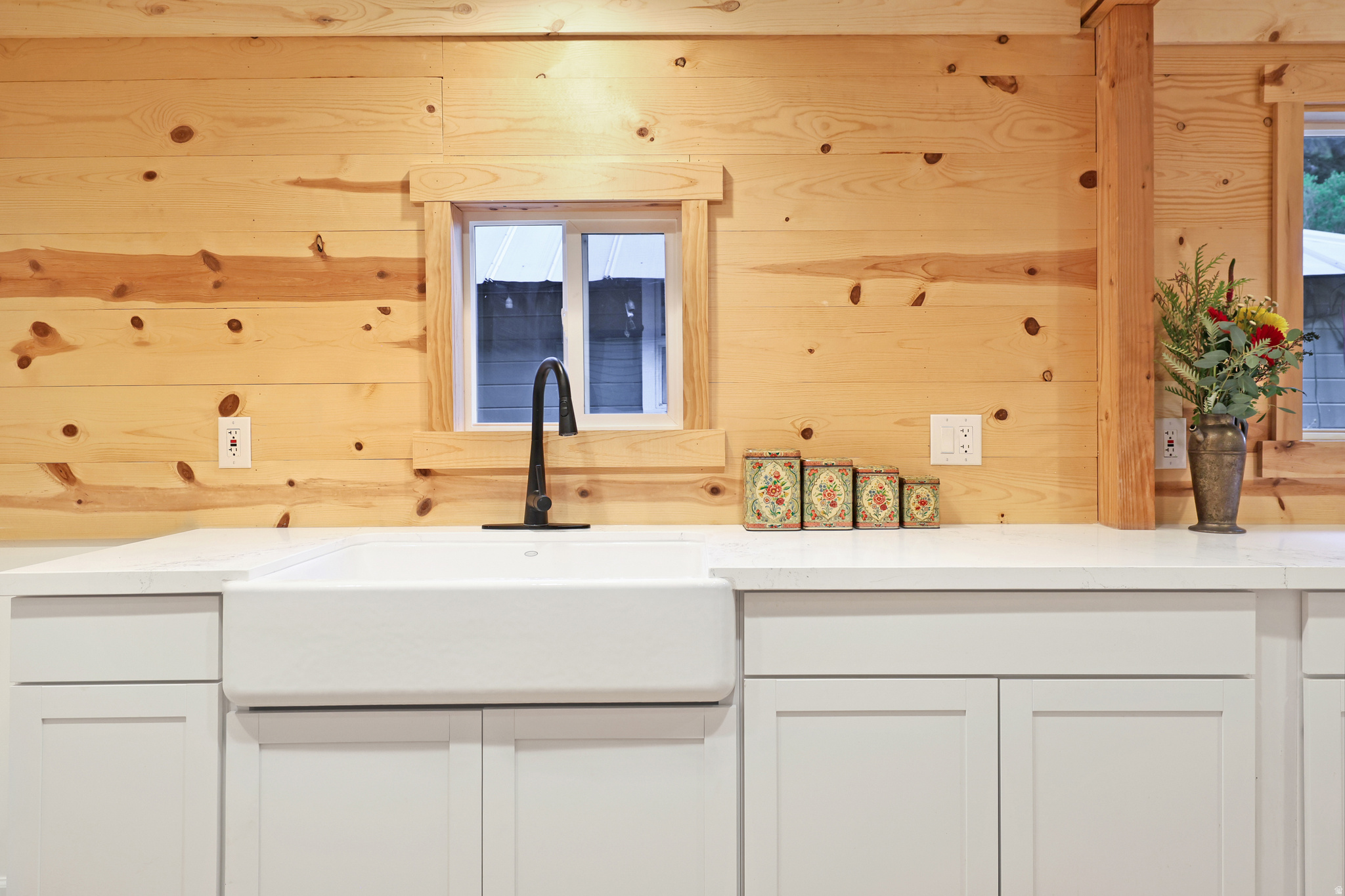 VIVIAN PARK - Residential