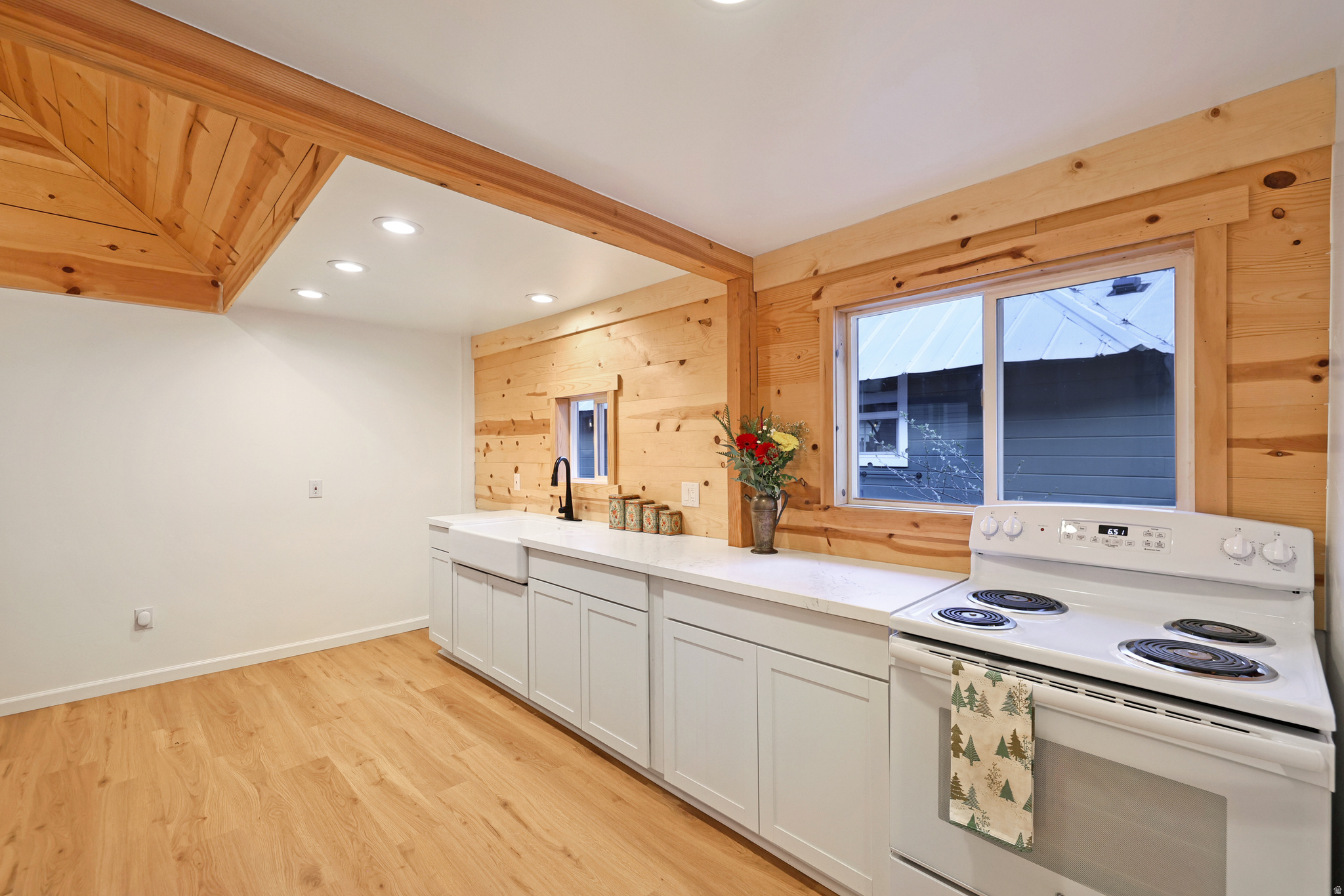 VIVIAN PARK - Residential