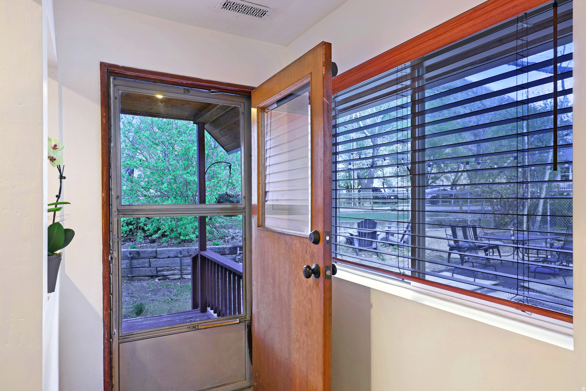 VIVIAN PARK - Residential