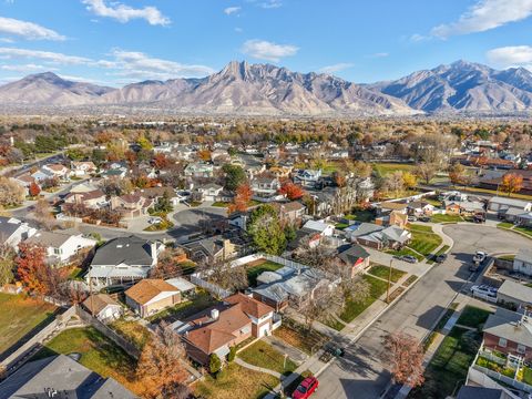 Tiny photo for 5749 S MCMILLAN CIR, Murray, UT 84107 (MLS # 2123163)