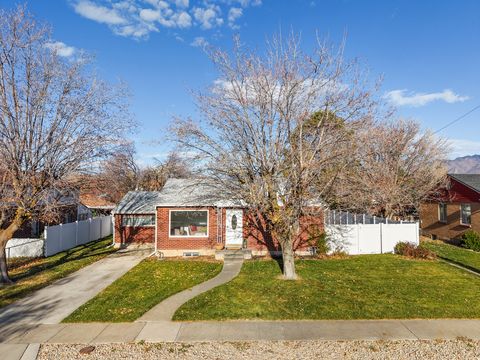 Tiny photo for 5749 S MCMILLAN CIR, Murray, UT 84107 (MLS # 2123163)