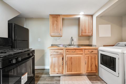 Tiny photo for 5749 S MCMILLAN CIR, Murray, UT 84107 (MLS # 2123163)