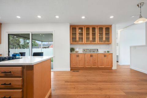 Tiny photo for 5749 S MCMILLAN CIR, Murray, UT 84107 (MLS # 2123163)