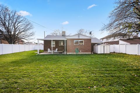 Tiny photo for 5749 S MCMILLAN CIR, Murray, UT 84107 (MLS # 2123163)