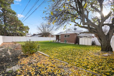 Tiny photo for 5749 S MCMILLAN CIR, Murray, UT 84107 (MLS # 2123163)