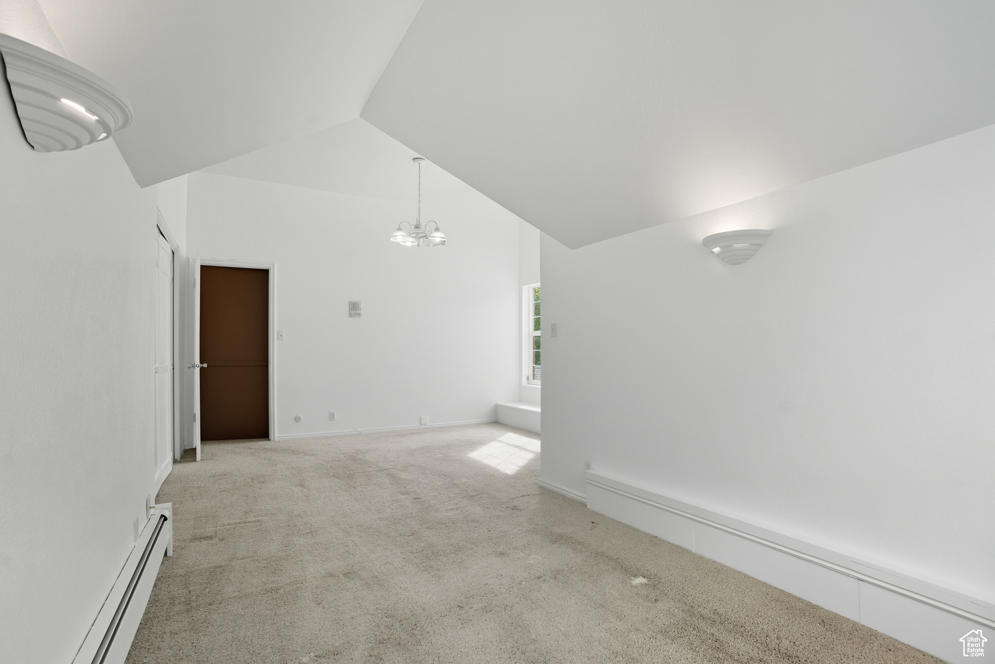 WOODLAND HILLS - Residential