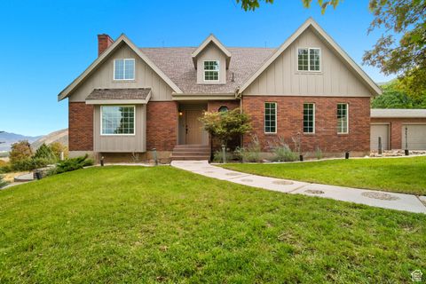 Photo of 410 S WOODLAND HILLS DR, Woodland Hills, UT 84653 (MLS # 2111384) Photo of 410 S WOODLAND HILLS DR, Woodland Hills, UT 84653 (MLS # 2111384)