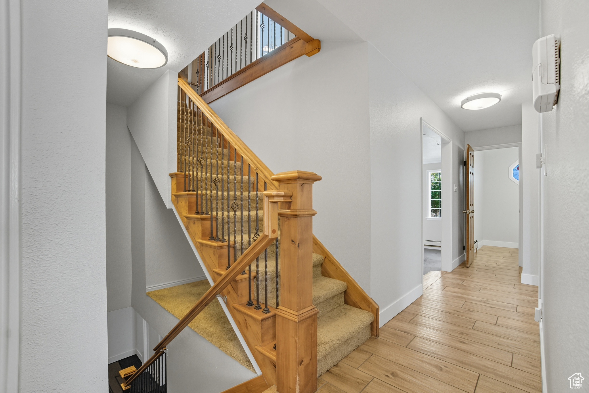 WOODLAND HILLS - Residential