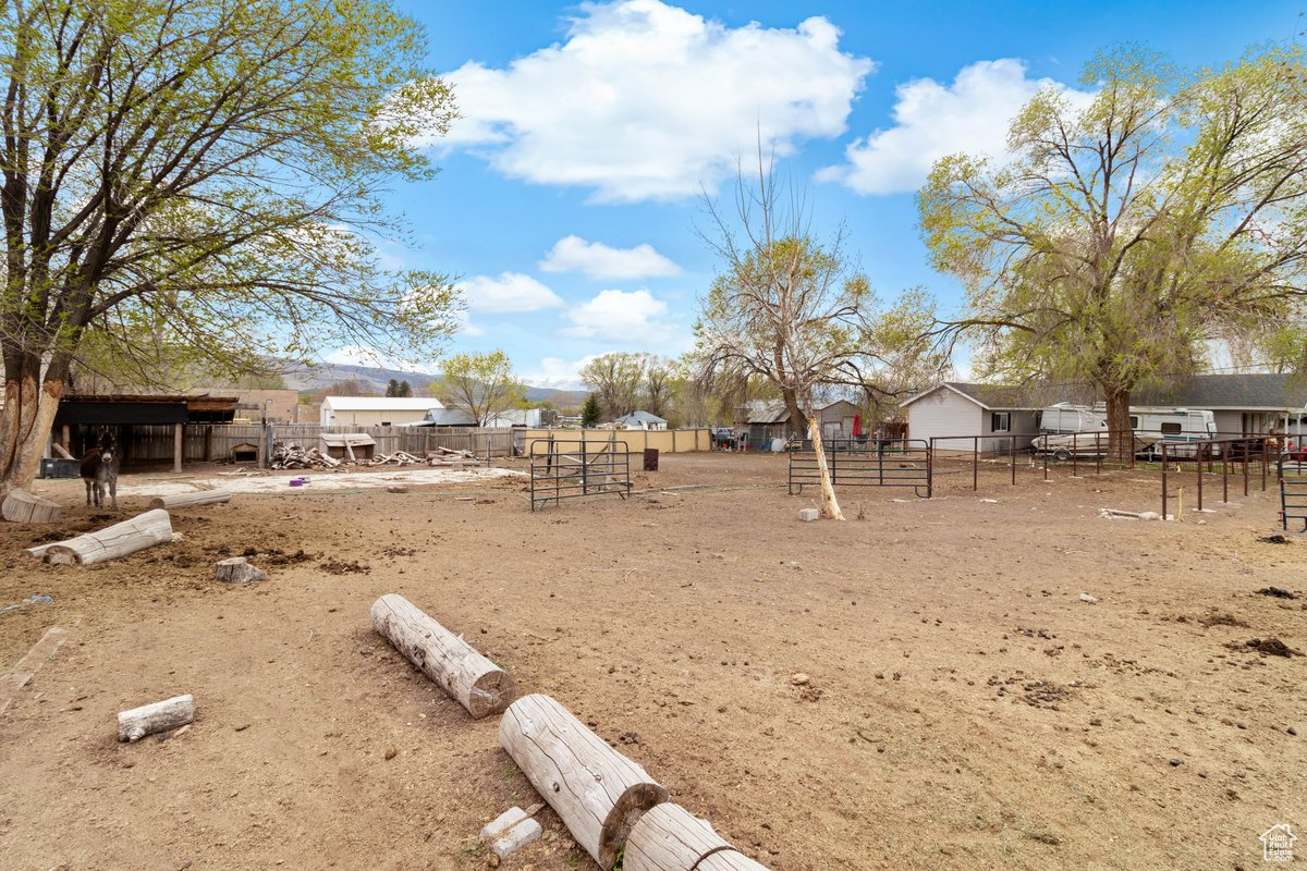 INTERMOUNTAIN SANPETE COUNTY - Residential