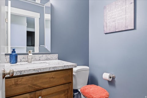 Tiny photo for 554 W 2400 S, Syracuse, UT 84075 (MLS # 2184985)