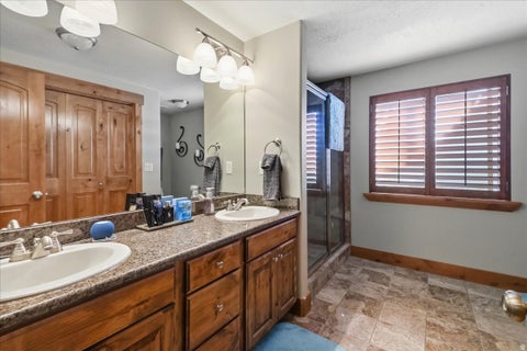 Tiny photo for 554 W 2400 S, Syracuse, UT 84075 (MLS # 2184985)