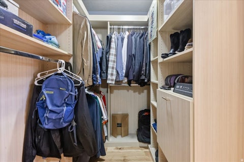 Tiny photo for 554 W 2400 S, Syracuse, UT 84075 (MLS # 2184985)