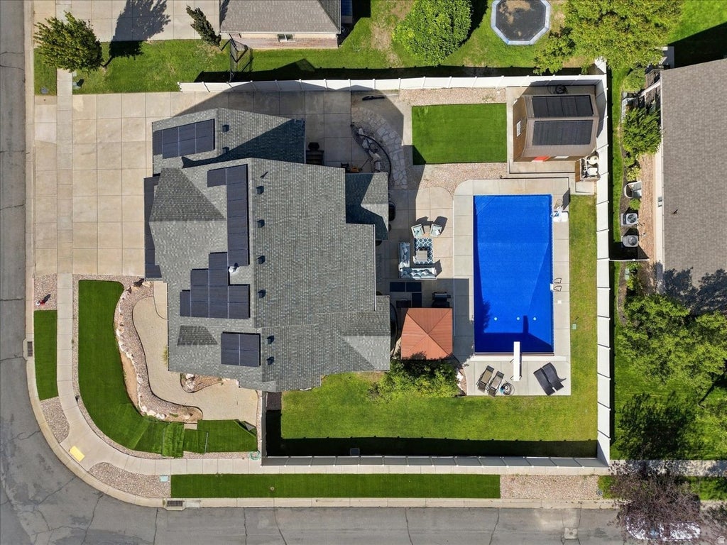 Photo of 554 W 2400 S, Syracuse, UT 84075 (MLS # 2184985)