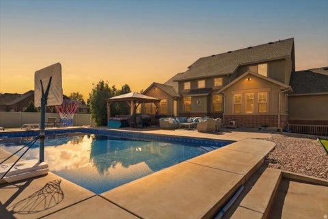 Tiny photo for 554 W 2400 S, Syracuse, UT 84075 (MLS # 2184985)