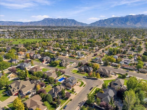 Tiny photo for 554 W 2400 S, Syracuse, UT 84075 (MLS # 2184985)