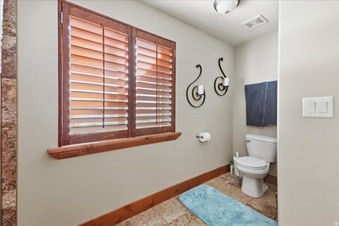 Tiny photo for 554 W 2400 S, Syracuse, UT 84075 (MLS # 2184985)