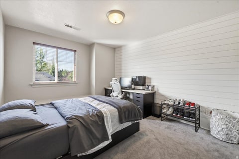Tiny photo for 554 W 2400 S, Syracuse, UT 84075 (MLS # 2184985)