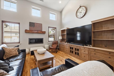 Tiny photo for 554 W 2400 S, Syracuse, UT 84075 (MLS # 2184985)