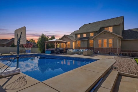 Tiny photo for 554 W 2400 S, Syracuse, UT 84075 (MLS # 2184985)