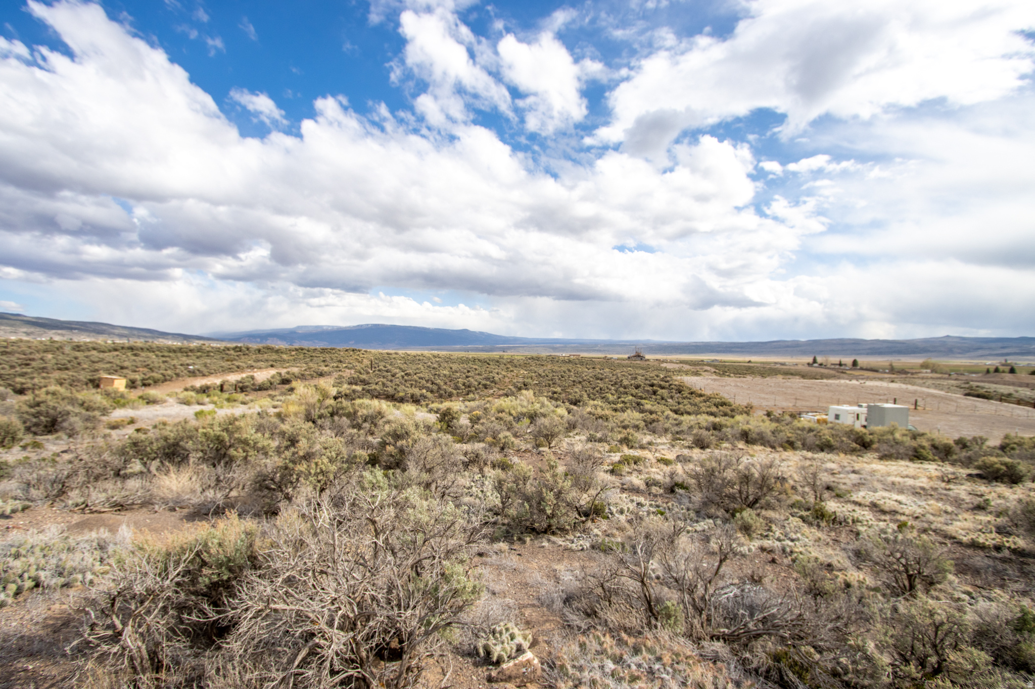 MOUNTAIN VIEW ESTATES - Land