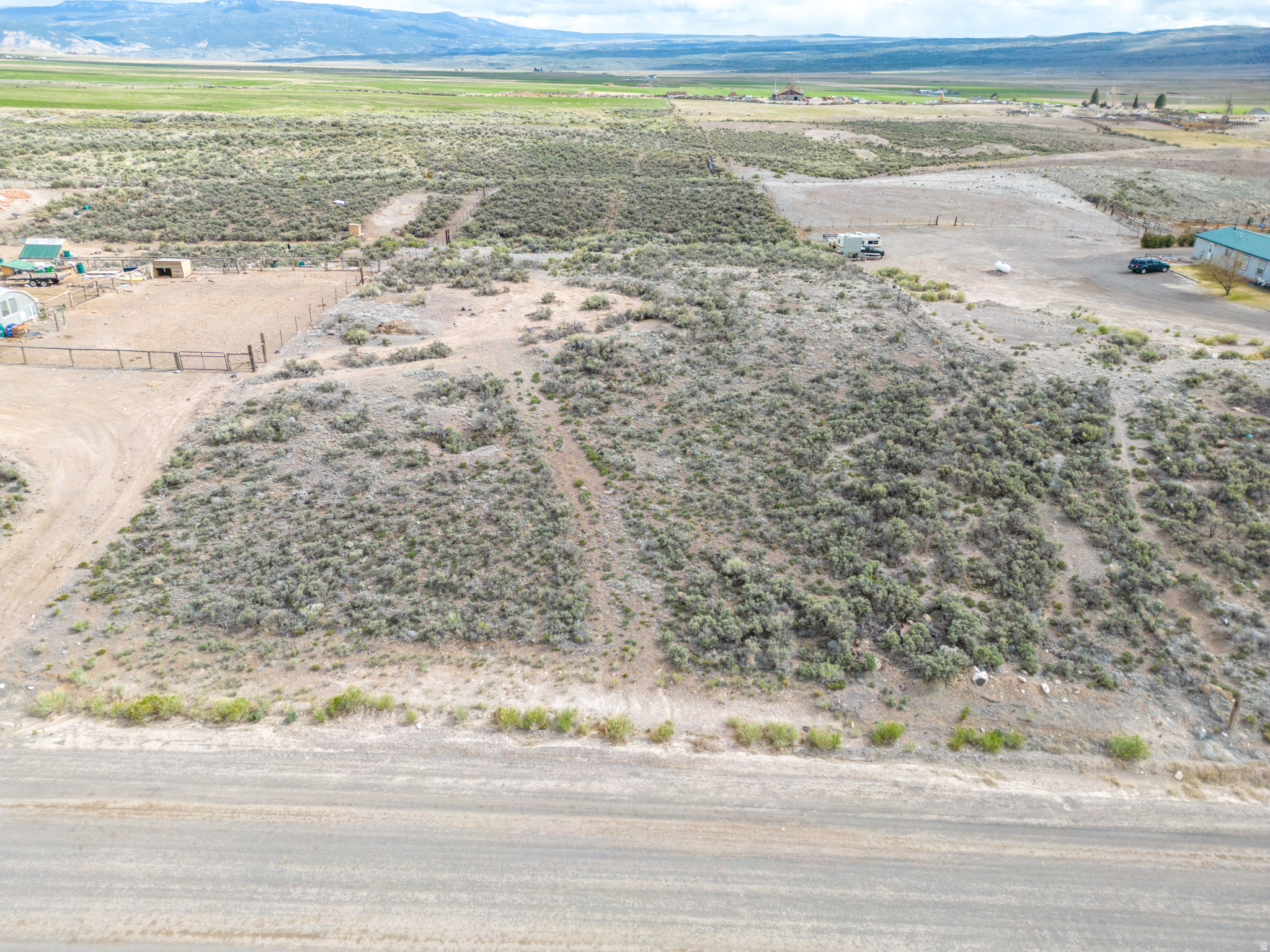 MOUNTAIN VIEW ESTATES - Land