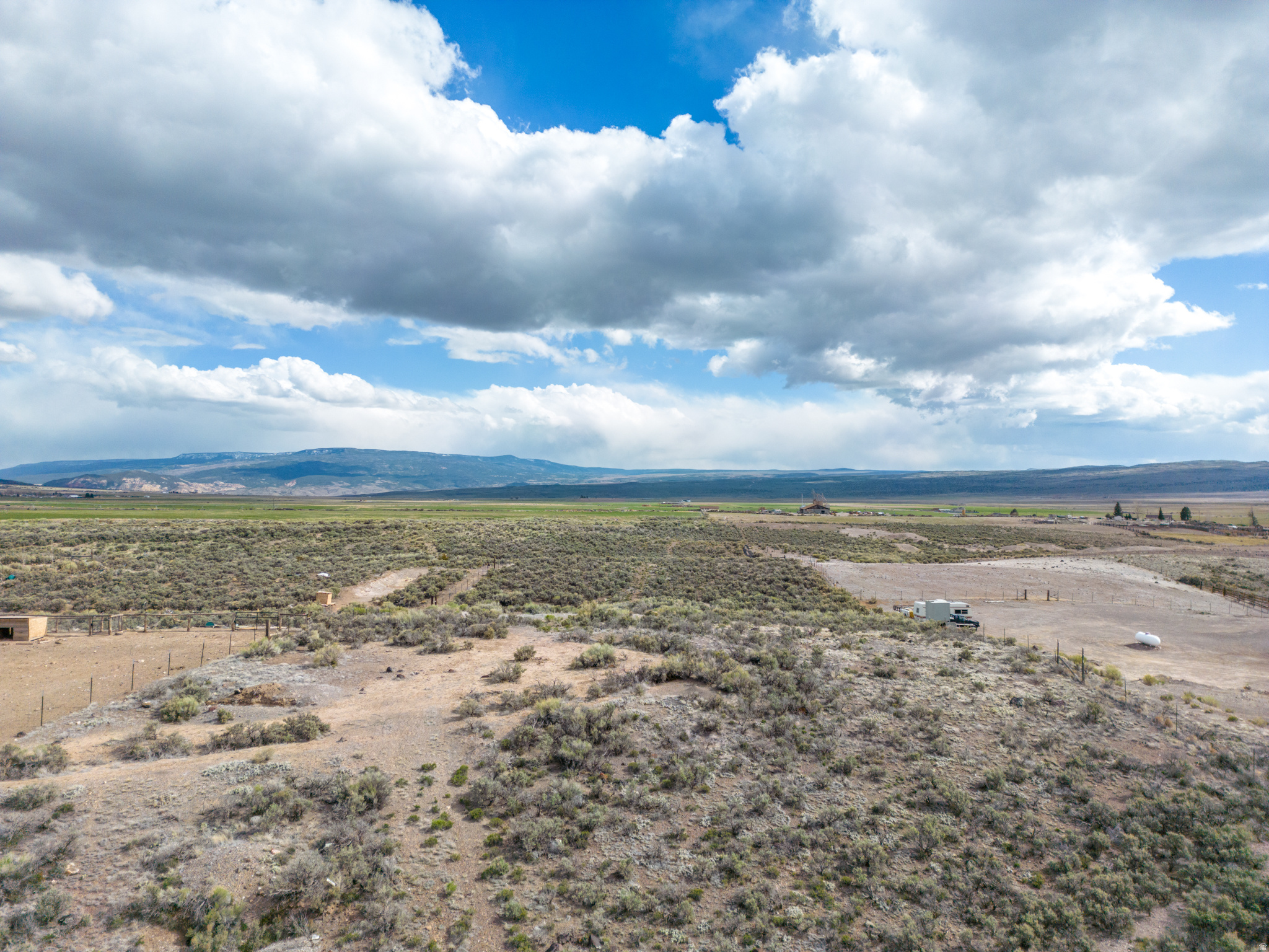 MOUNTAIN VIEW ESTATES - Land