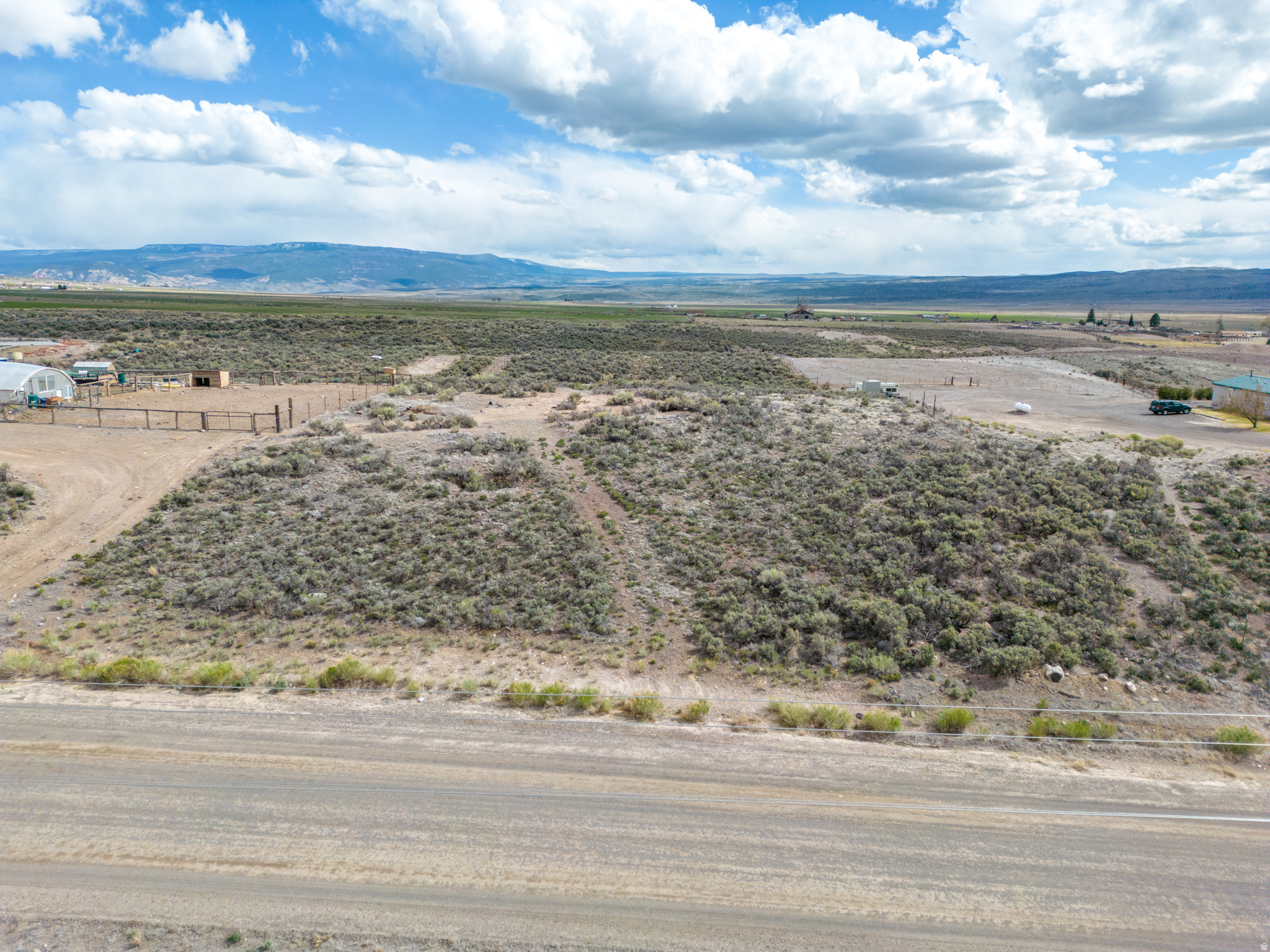MOUNTAIN VIEW ESTATES - Land