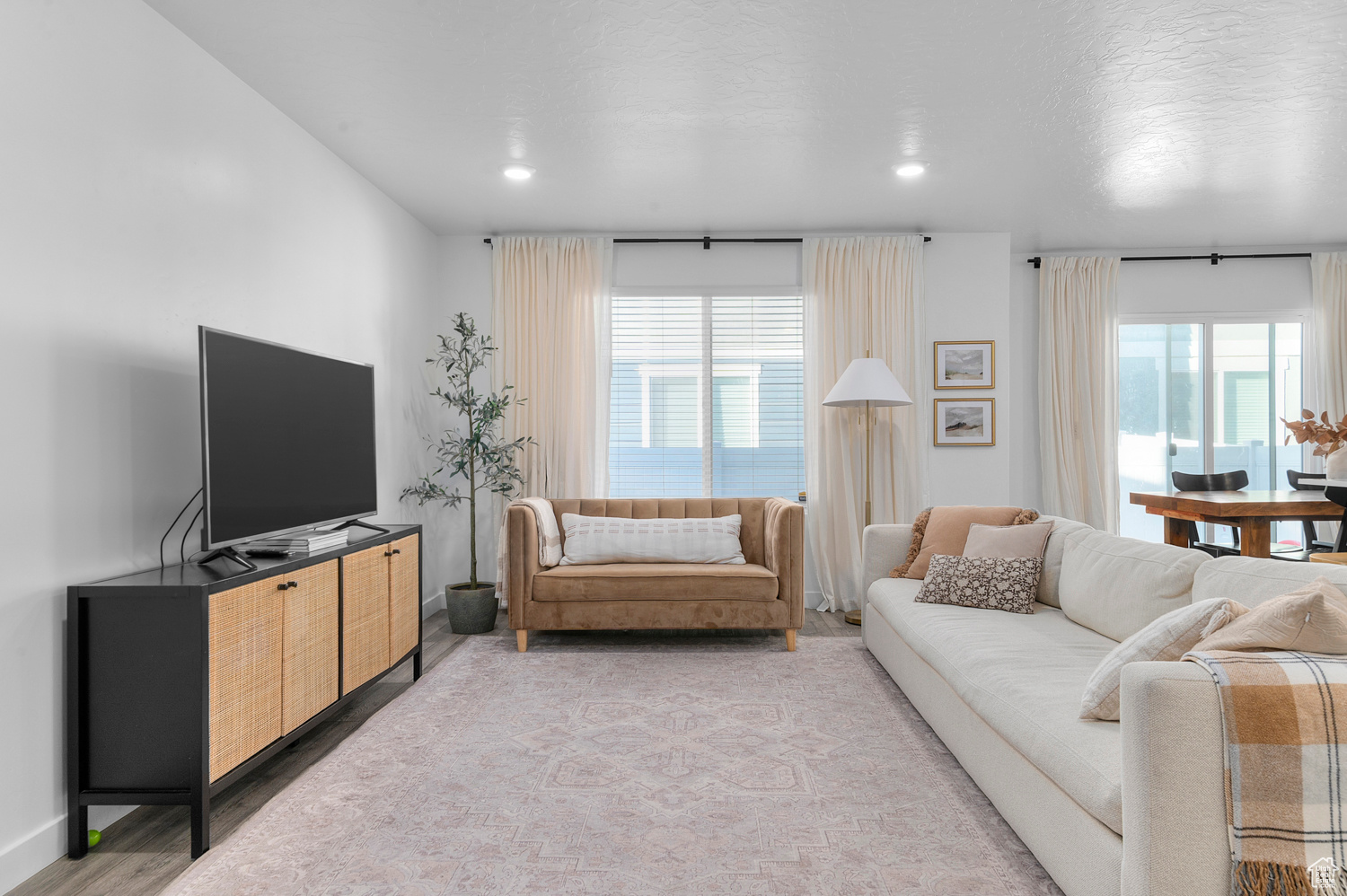 NORTHSHORE - Residential