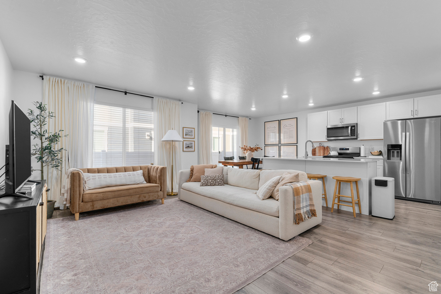 NORTHSHORE - Residential