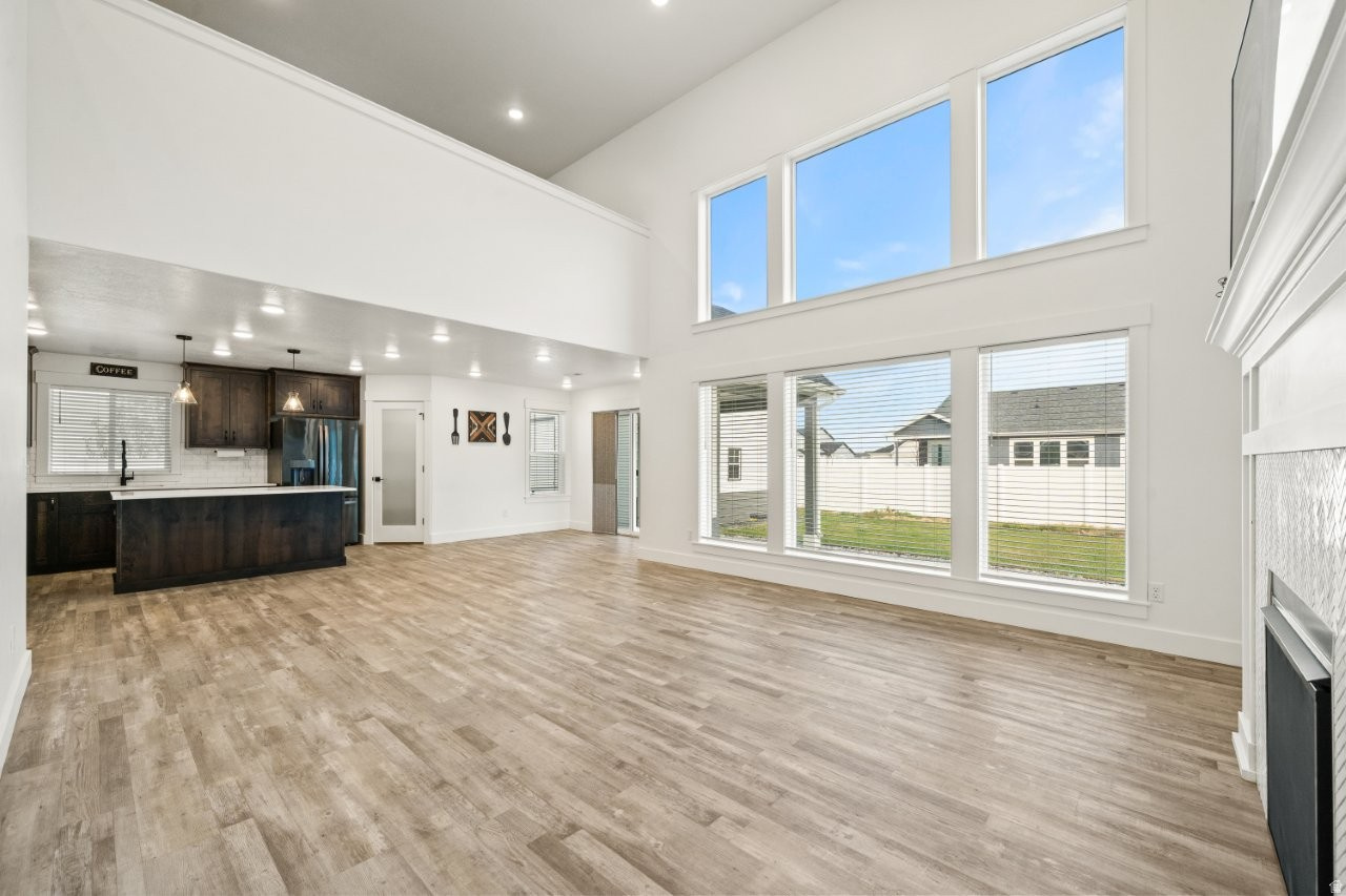 FARR WEST HART - Residential