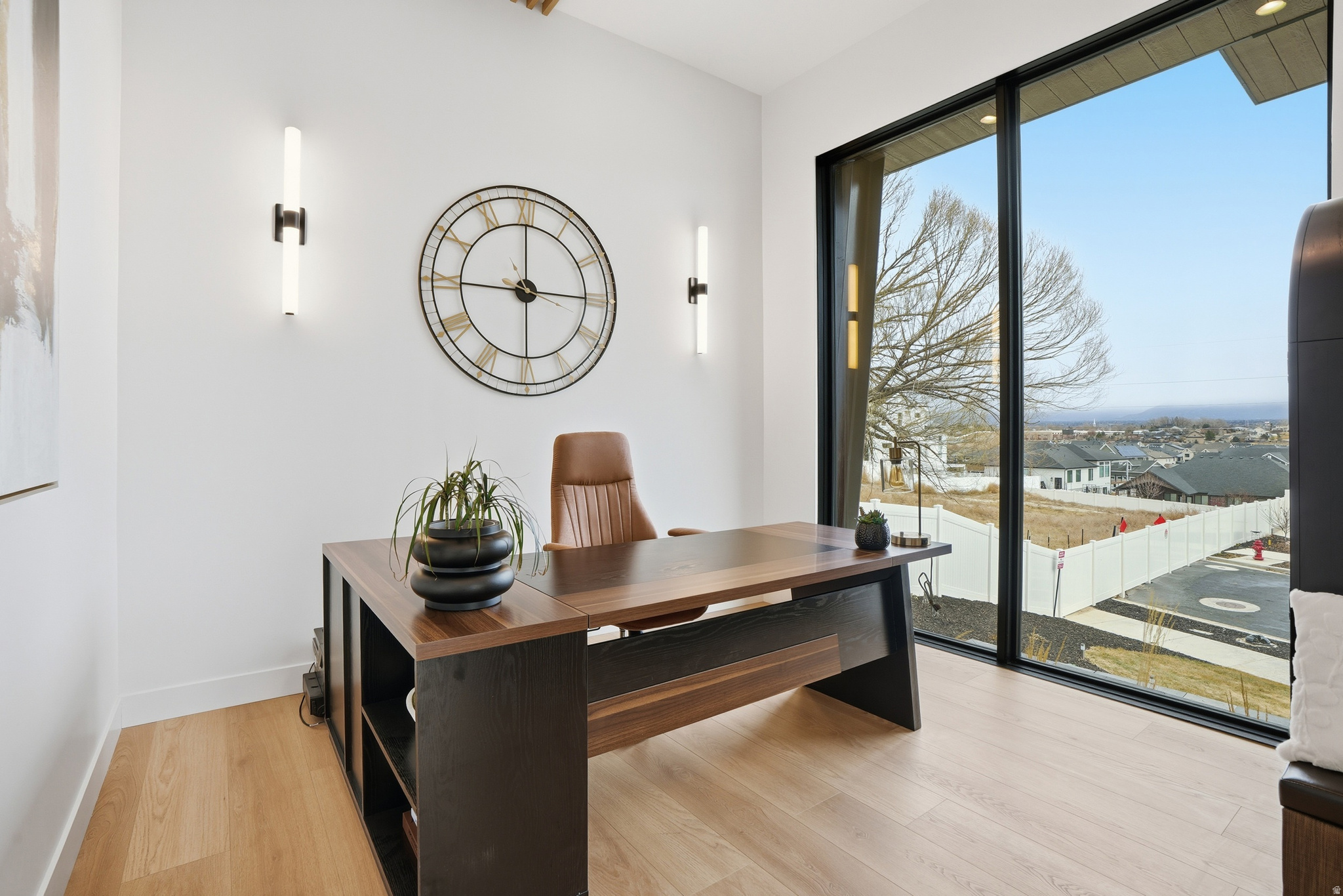 CLOVER RIDGE - Residential